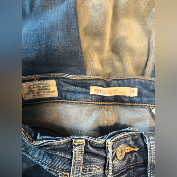 Levi’s skinny jeans - Picture 2 of 11